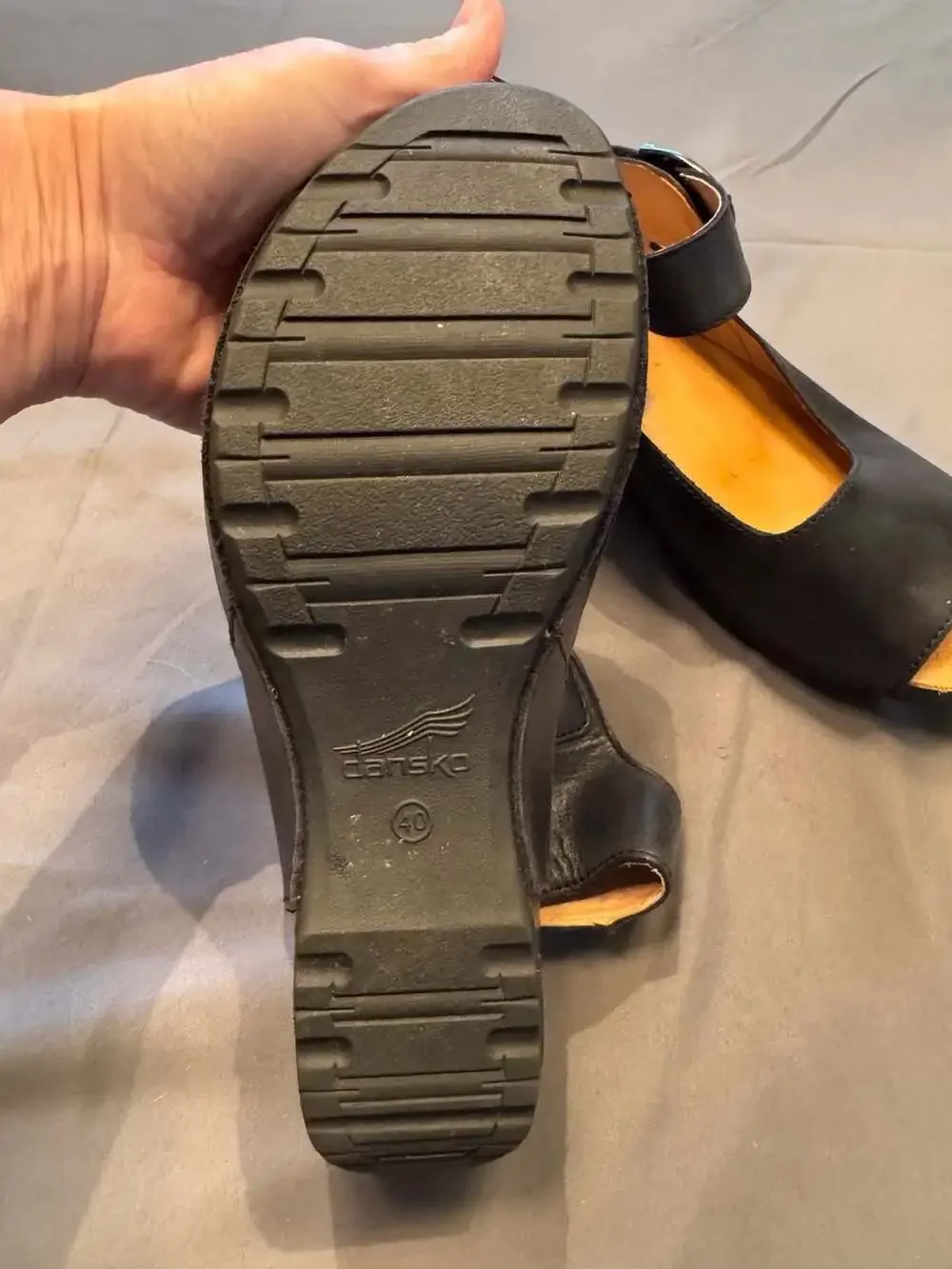 Dansko Tiana Black Burnished Leather Ankle Strap Peep Toe Wedge Sandal Size 40